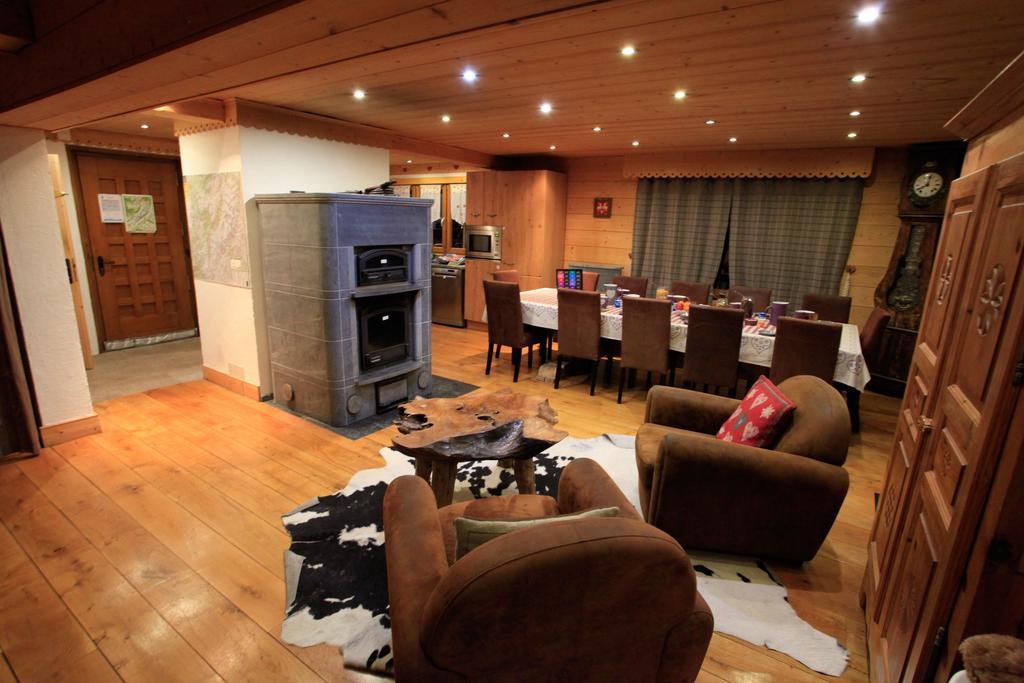 Chalet La Taniere De Groumff Chamonix Værelse billede